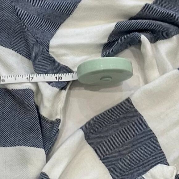 Beach Lunch Lounge Long Sleeve Striped Button Down Shirt, Floral Embroidery, M - Picture 10 of 11